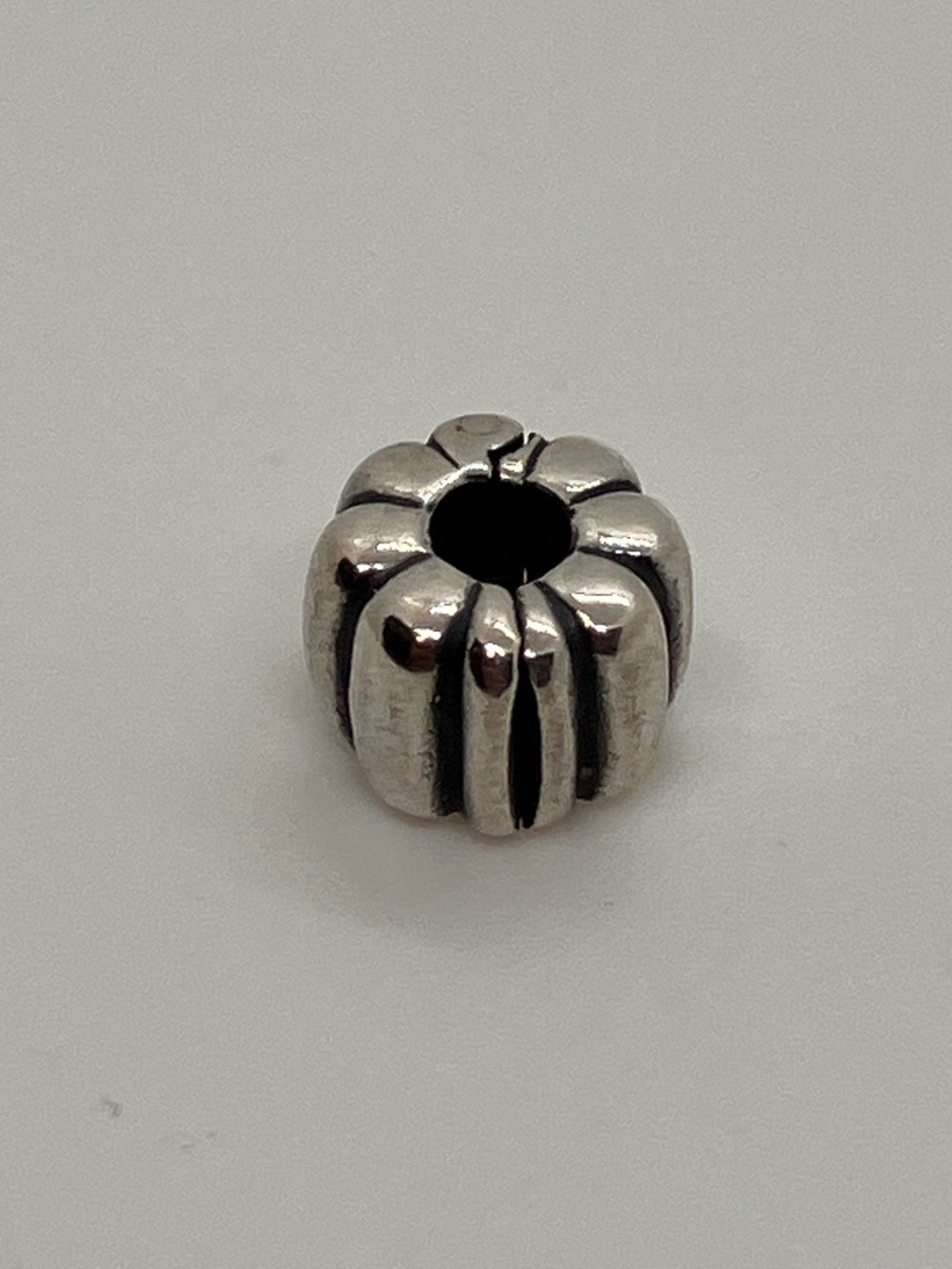 Pandora 925 ALE Sterling Silver Ribbed Clip Charm Retired | 790163